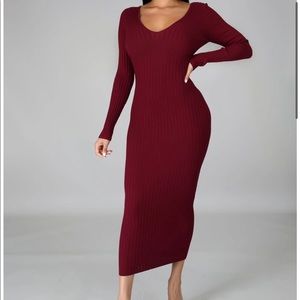 Burgundy knit ribbed midi dress